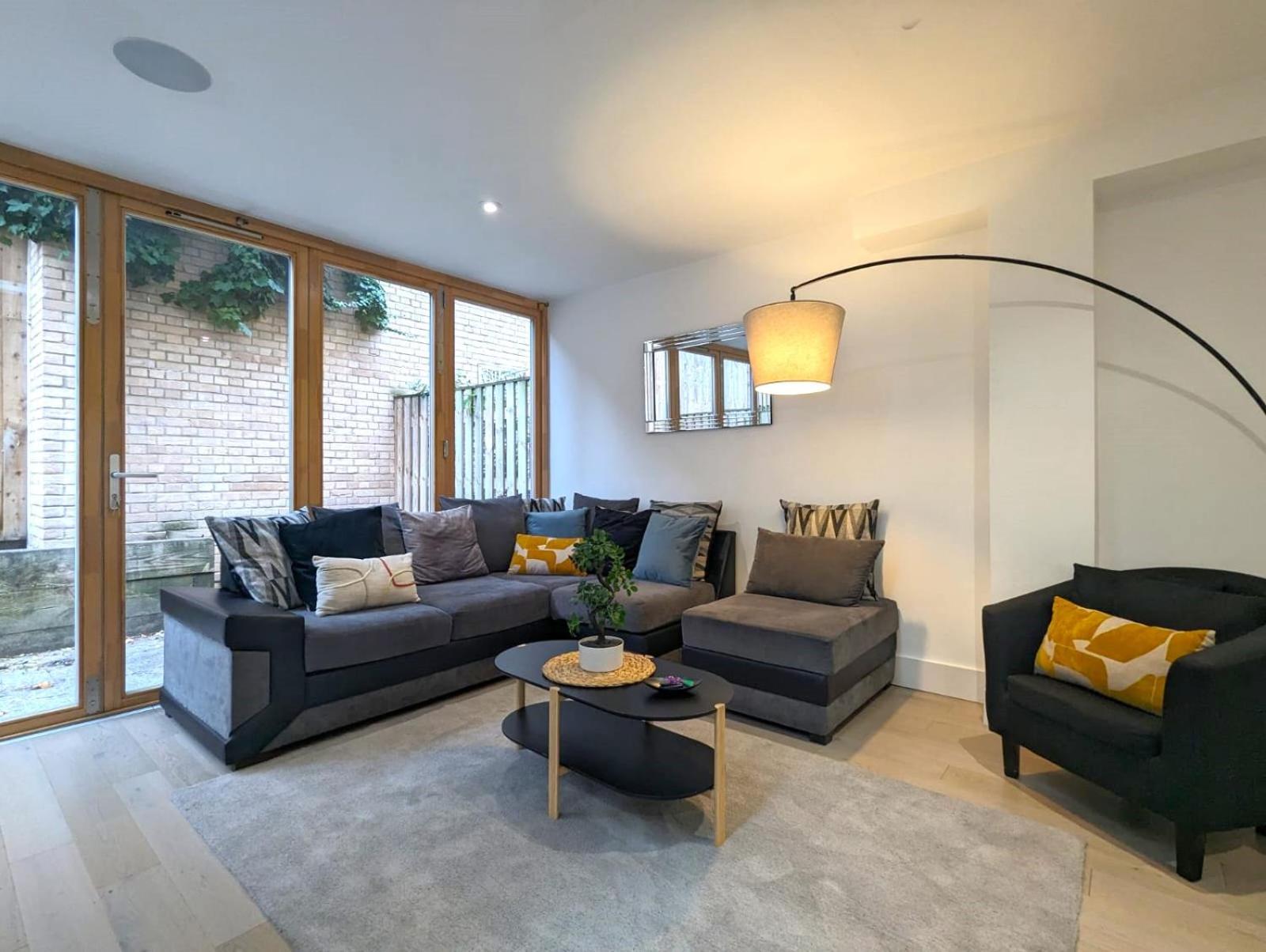 Luxurious & Modern Townhouse In Hammersmith Leilighet London Eksteriør bilde