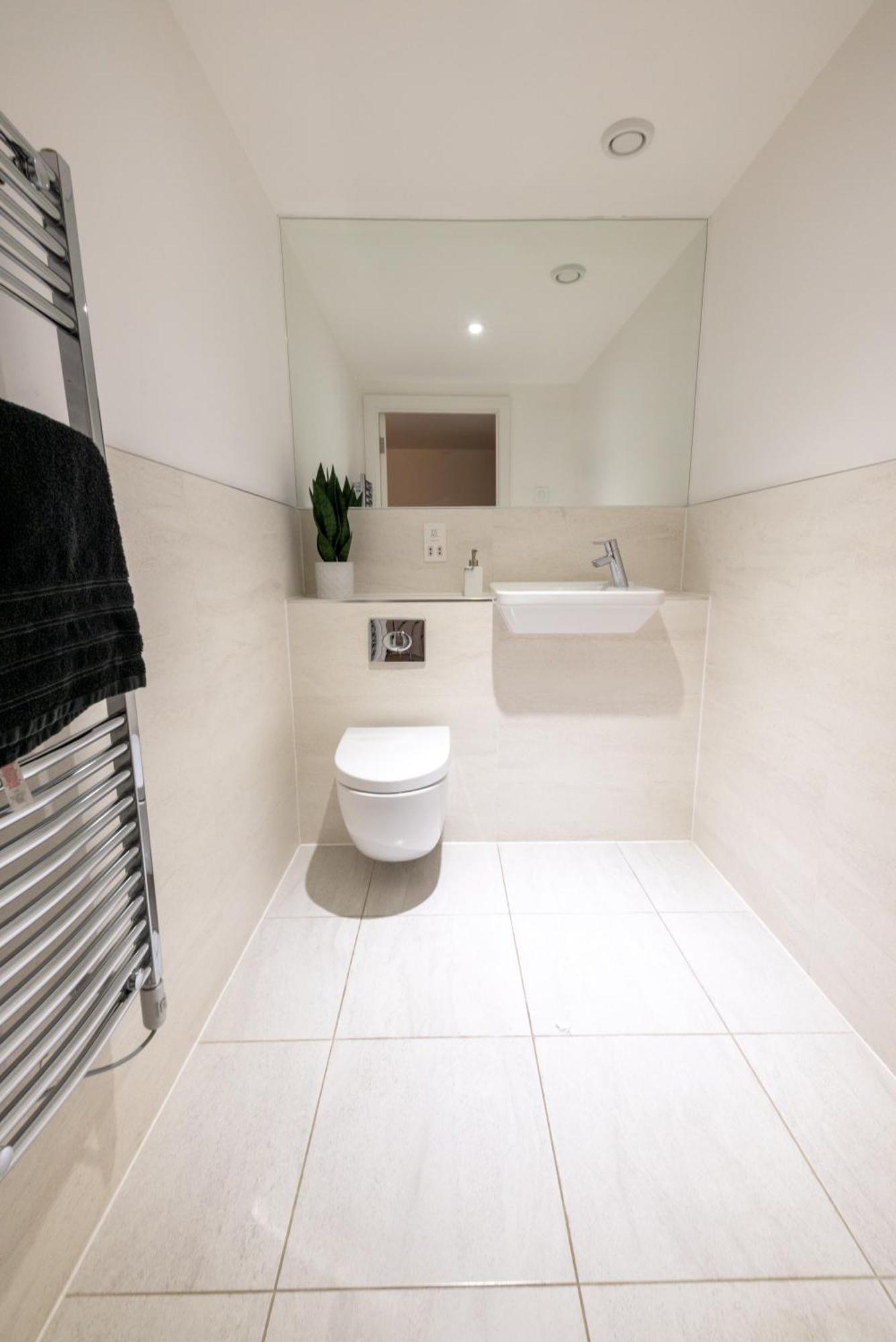 Luxurious & Modern Townhouse In Hammersmith Leilighet London Eksteriør bilde